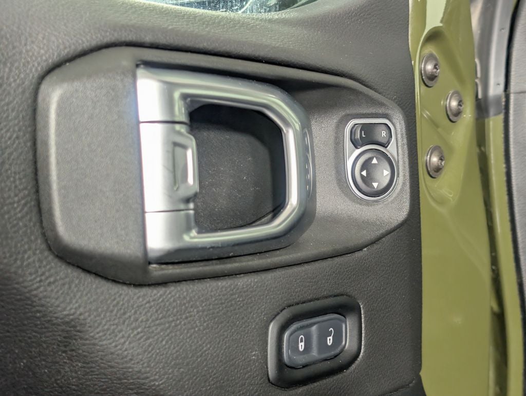 2021 Jeep Wrangler Unlimited Sahara Altitude