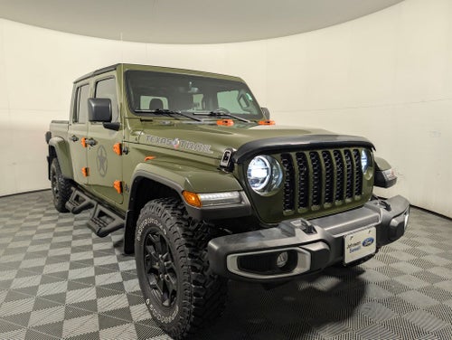 2021 Jeep Gladiator Base