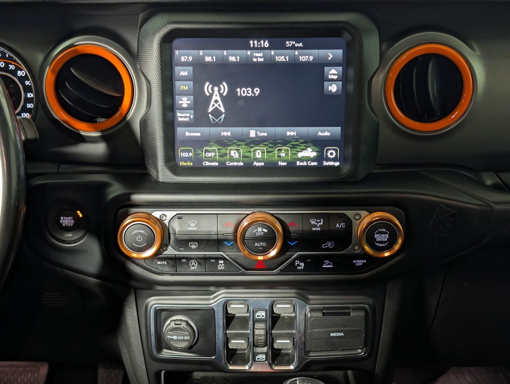 2021 Jeep Gladiator Base