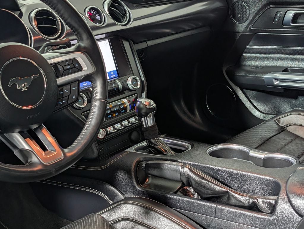 2022 Ford Mustang Mach 1