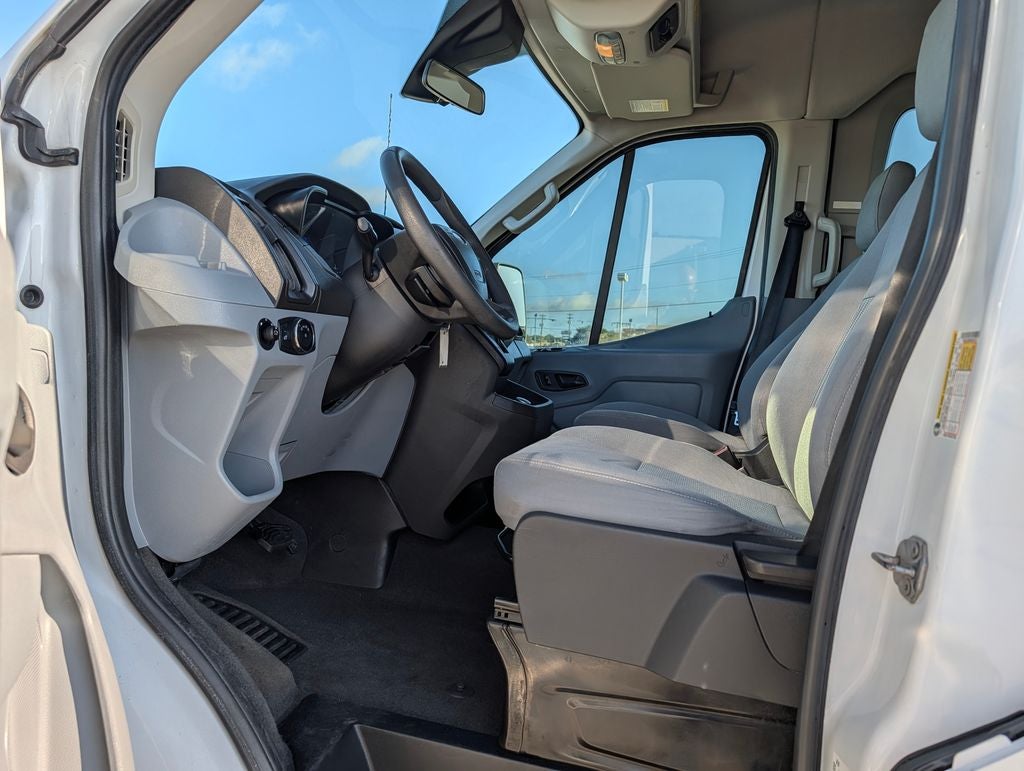 2017 Ford Transit-350 XLT