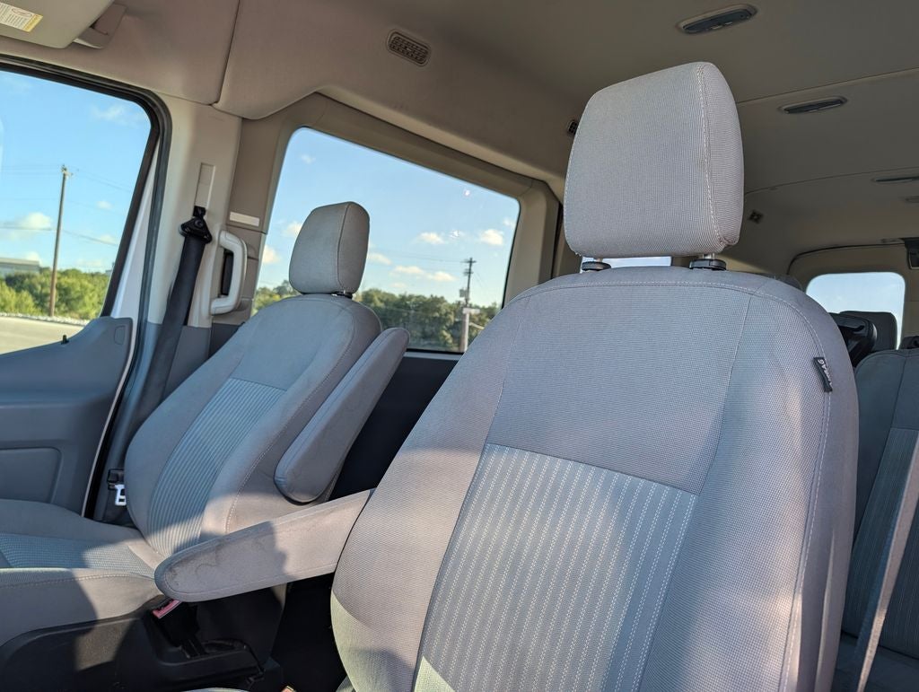 2017 Ford Transit-350 XLT
