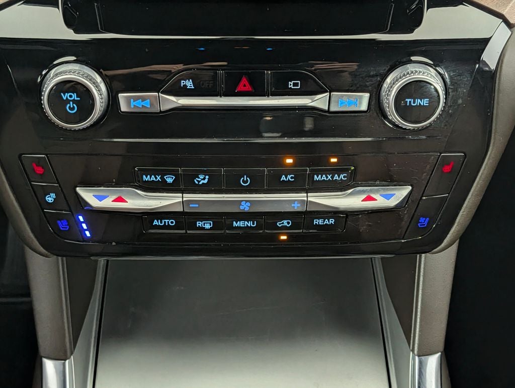 2022 Ford Explorer King Ranch
