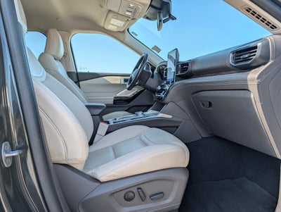 2022 Ford Explorer Platinum