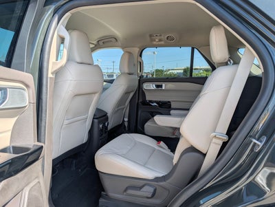 2022 Ford Explorer Platinum