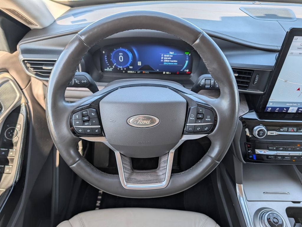 2022 Ford Explorer Platinum