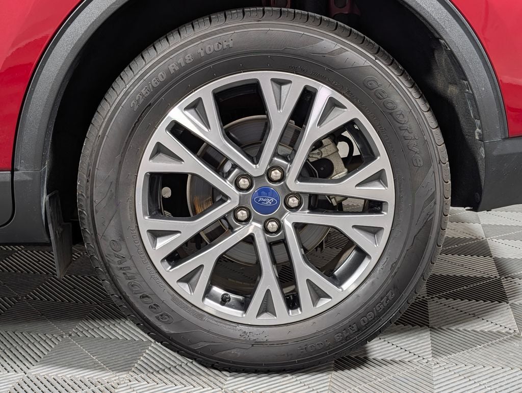 2020 Ford Escape SEL
