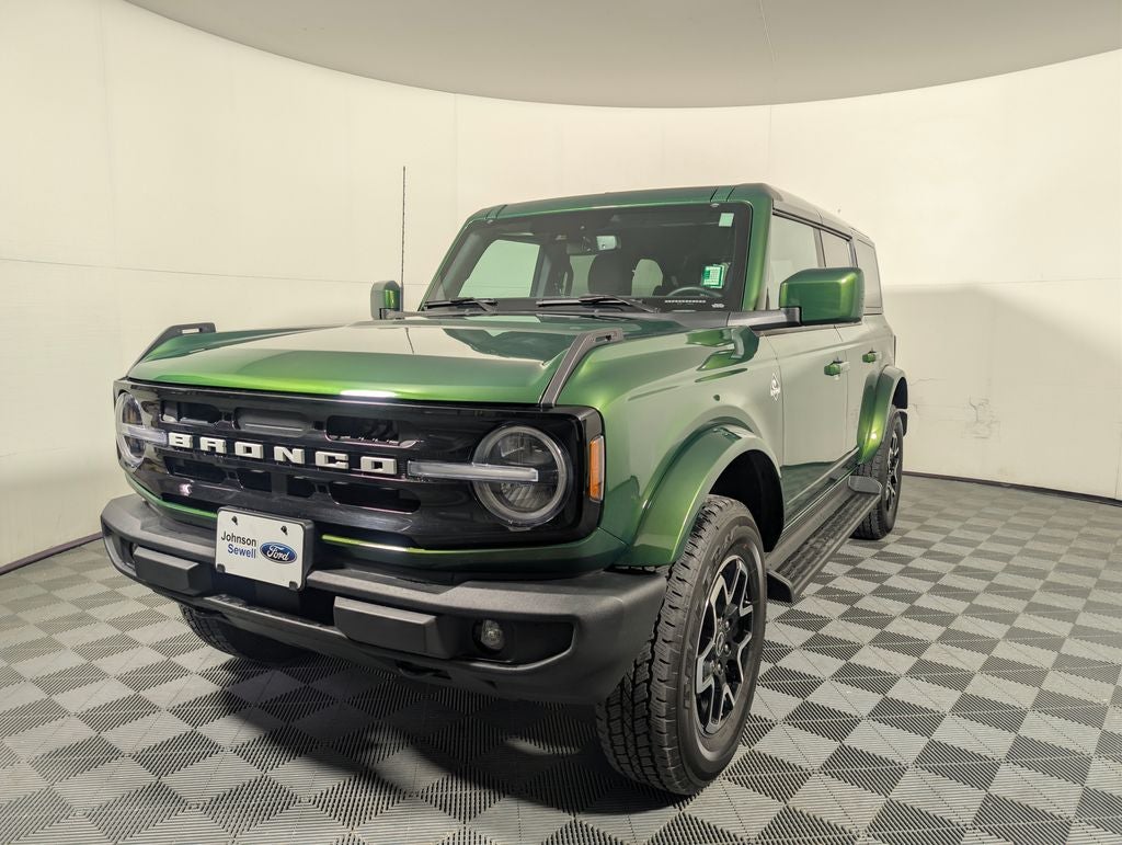 2025 Ford Bronco Outer Banks