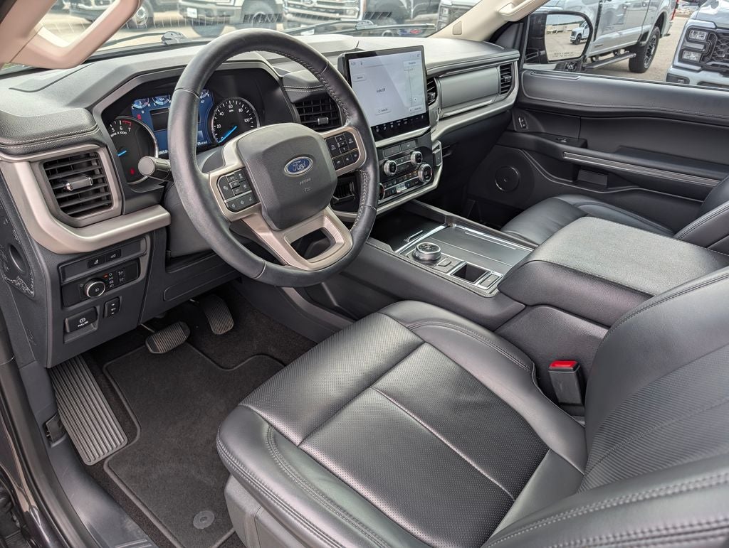 2022 Ford Expedition XLT