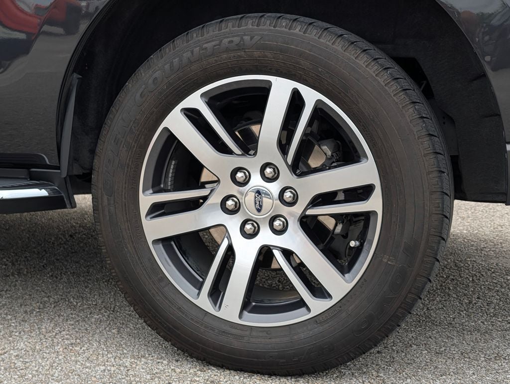 2022 Ford Expedition XLT