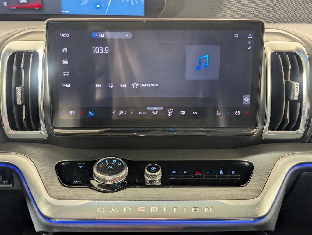 2025 Ford Expedition Platinum