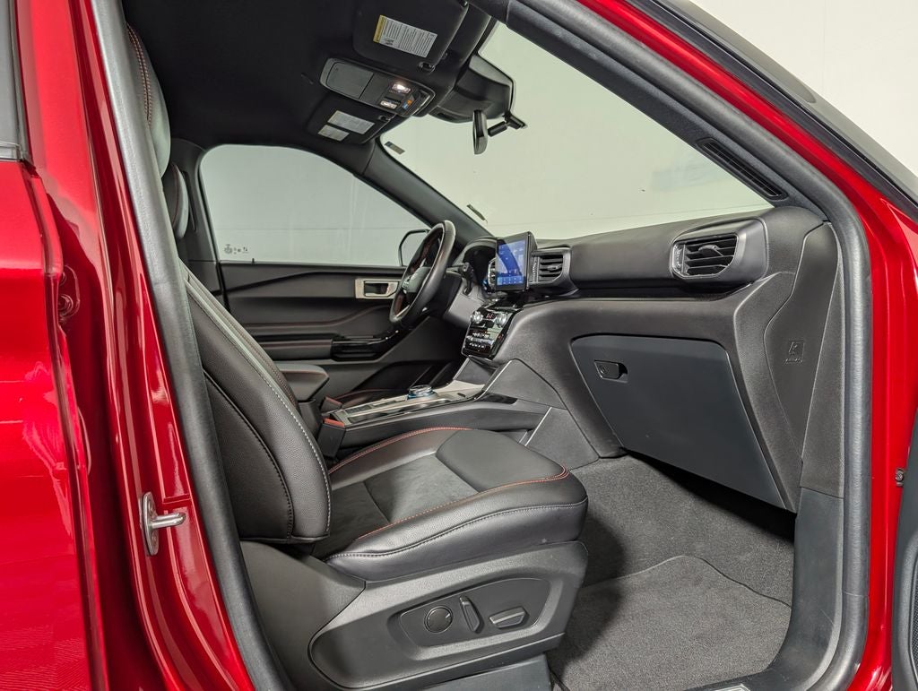 2024 Ford Explorer ST-Line