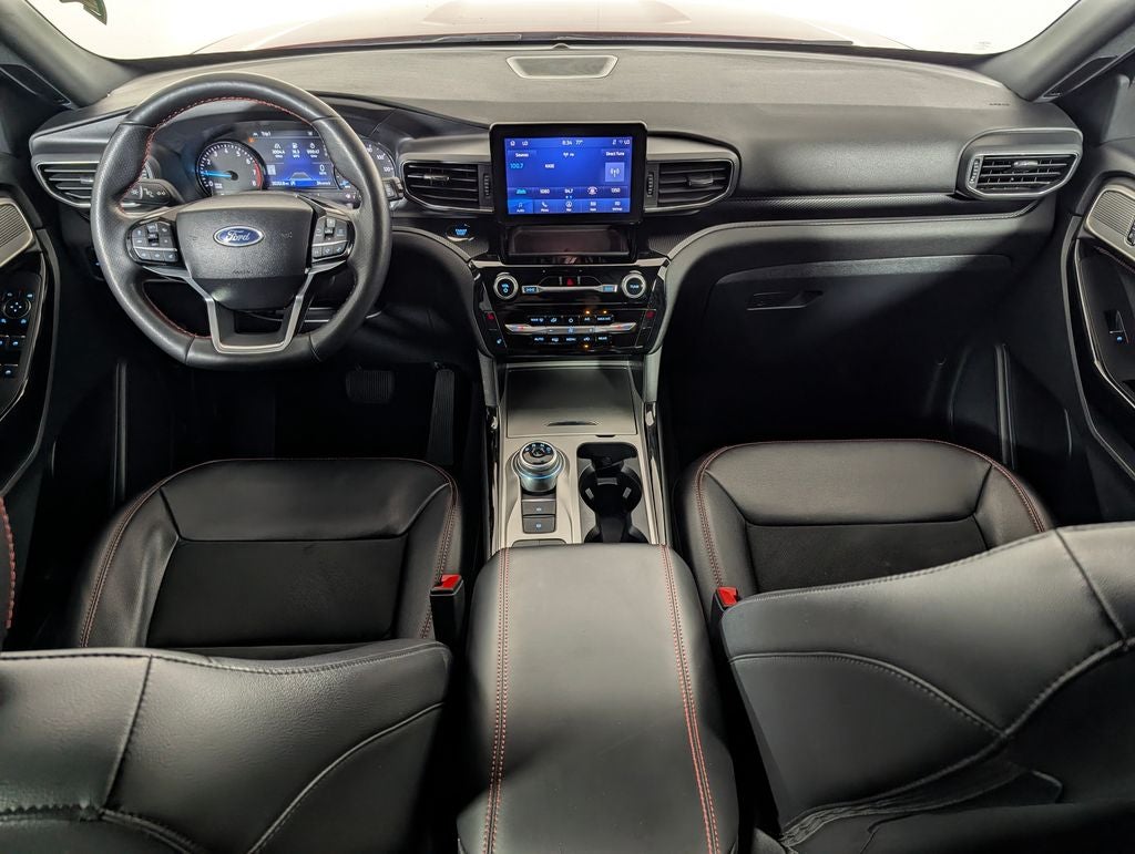 2024 Ford Explorer ST-Line