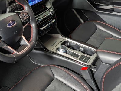 2024 Ford Explorer ST-Line