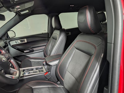 2024 Ford Explorer ST-Line
