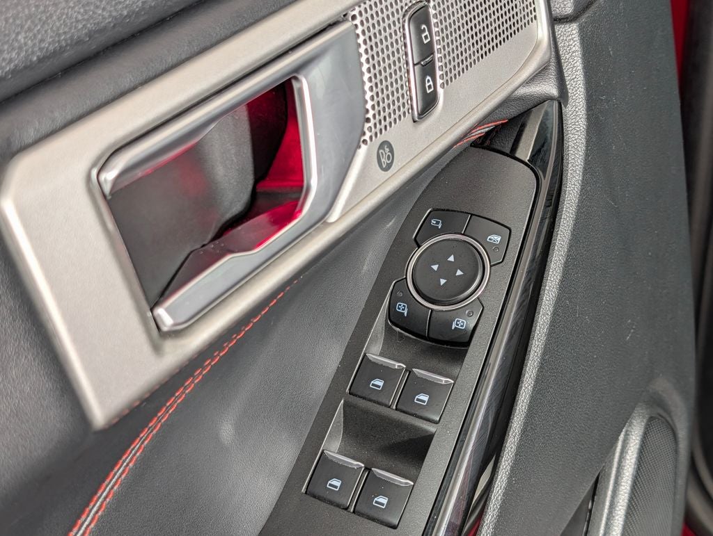 2024 Ford Explorer ST-Line