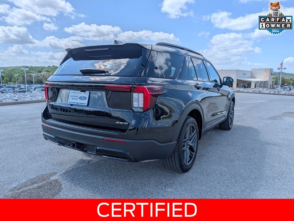2025 Ford Explorer ST-Line