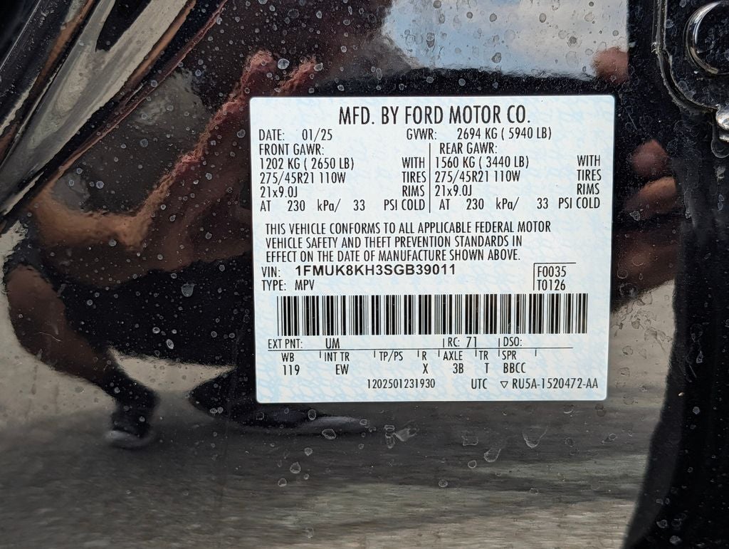 2025 Ford Explorer ST-Line