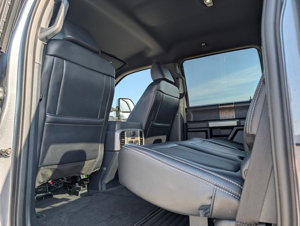 2022 Ford F-250SD Lariat