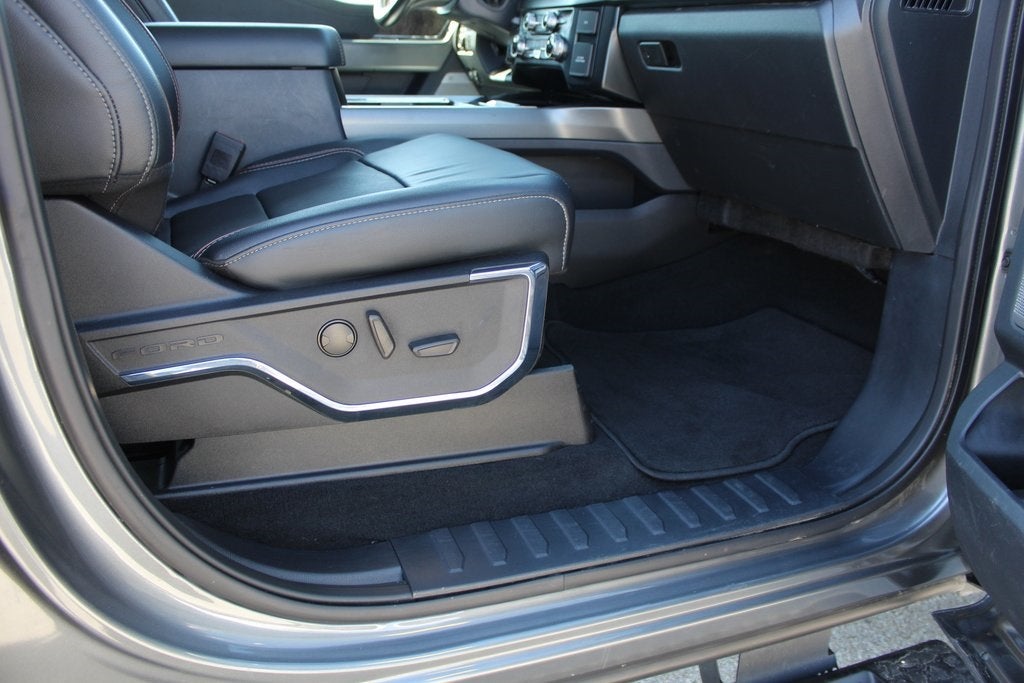 2023 Ford F-250SD Lariat