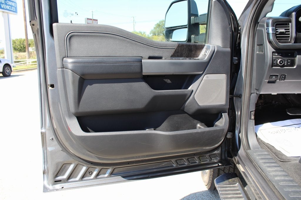 2023 Ford F-250SD Lariat