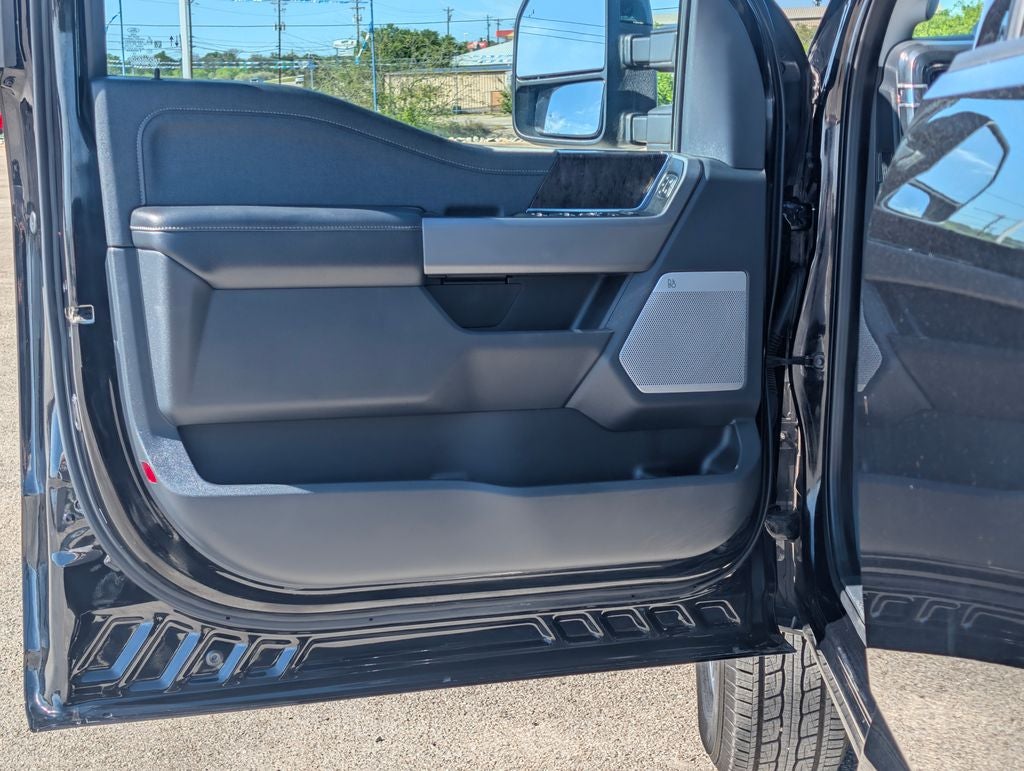 2025 Ford F-250SD Lariat