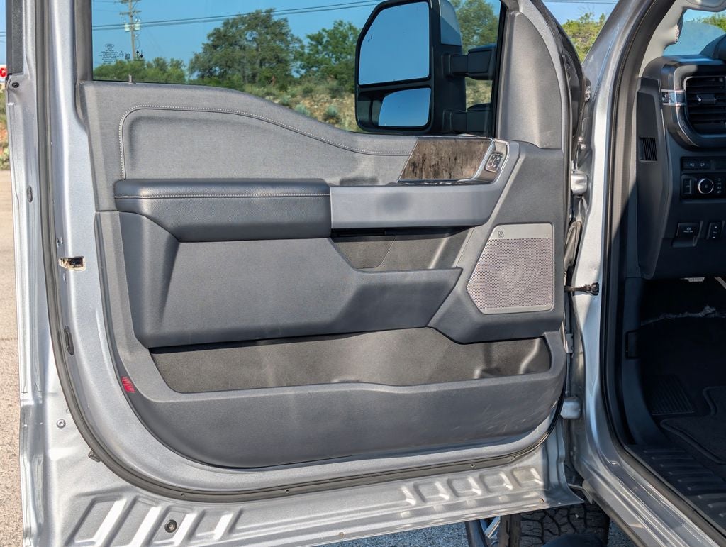 2023 Ford F-250SD Lariat
