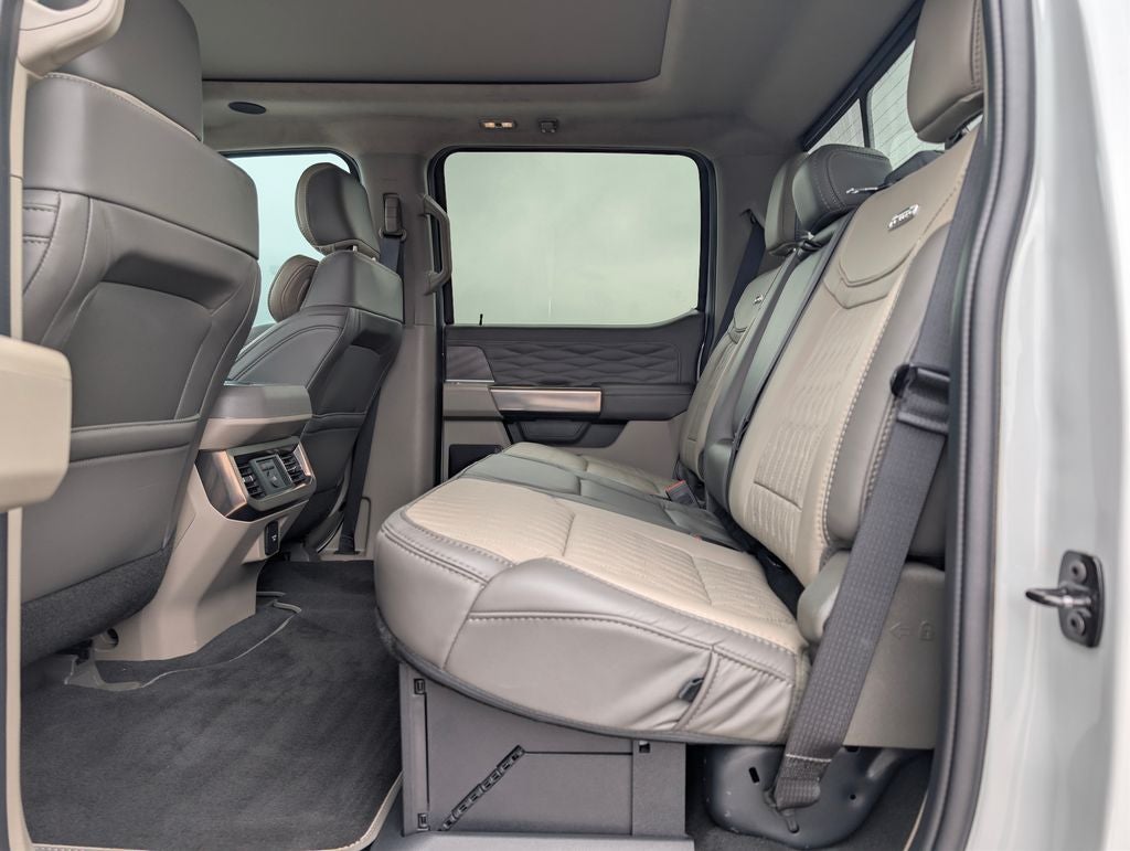 2025 Ford F-350SD Platinum