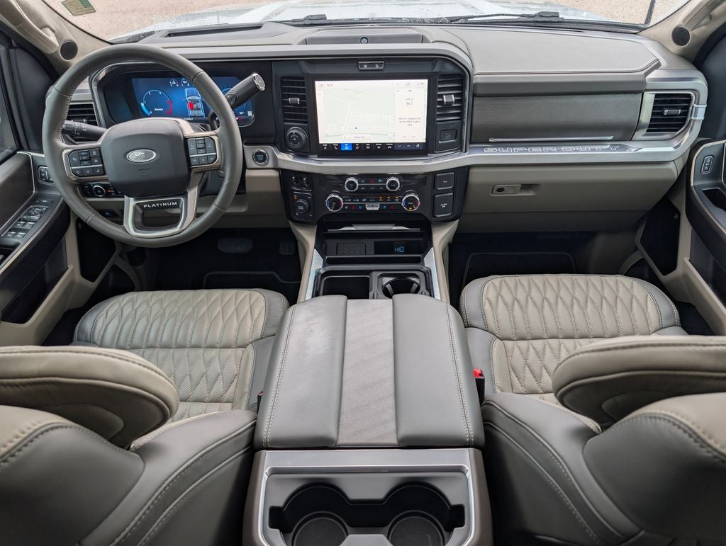 2025 Ford F-350SD Platinum