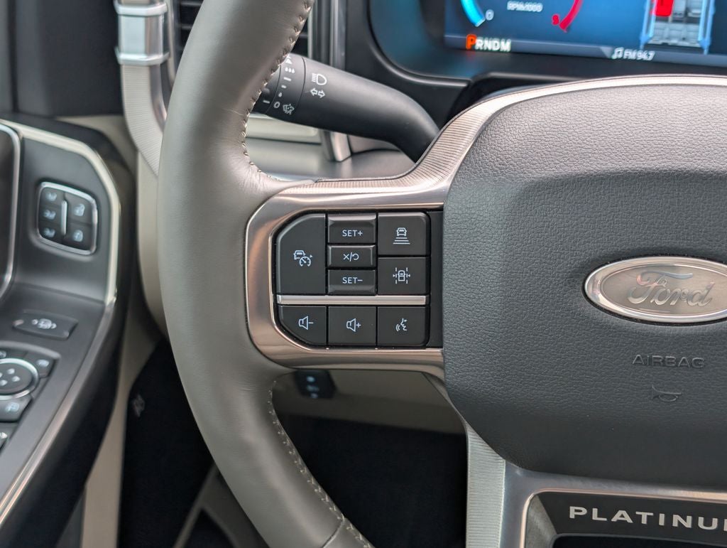 2025 Ford F-350SD Platinum