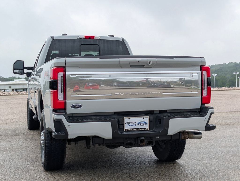 2025 Ford F-350SD Platinum