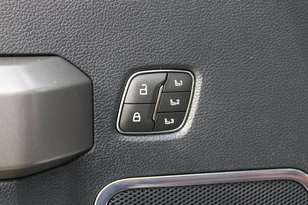 2022 Ford F-450SD Platinum DRW