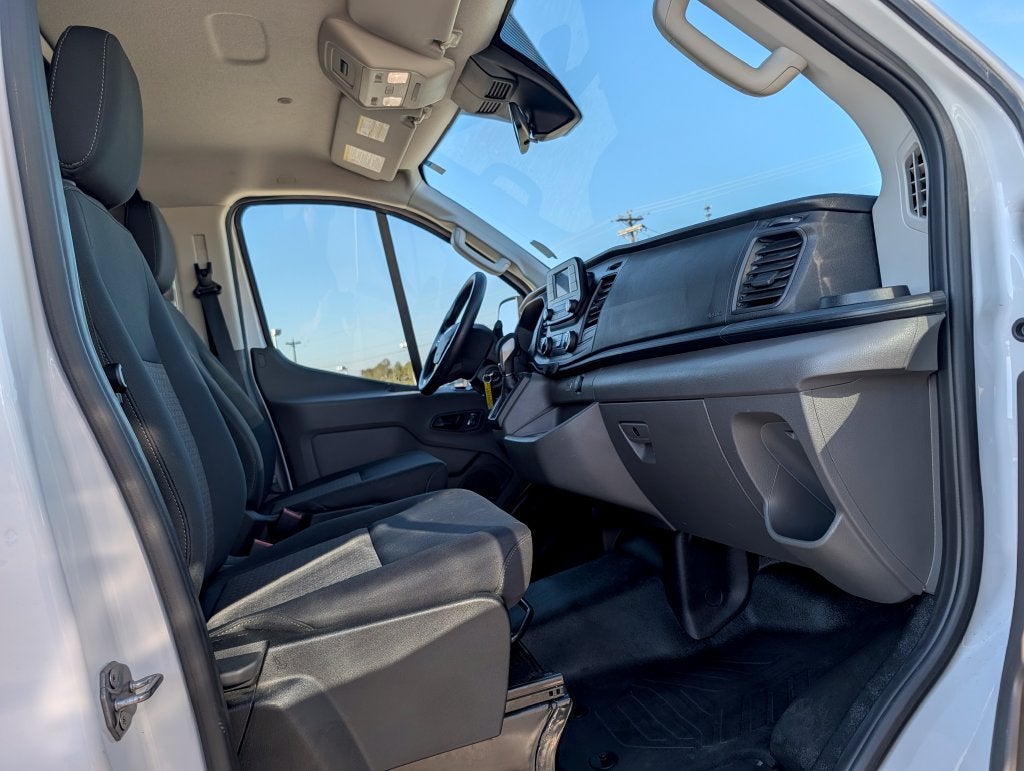 2025 Ford Transit-250 Base