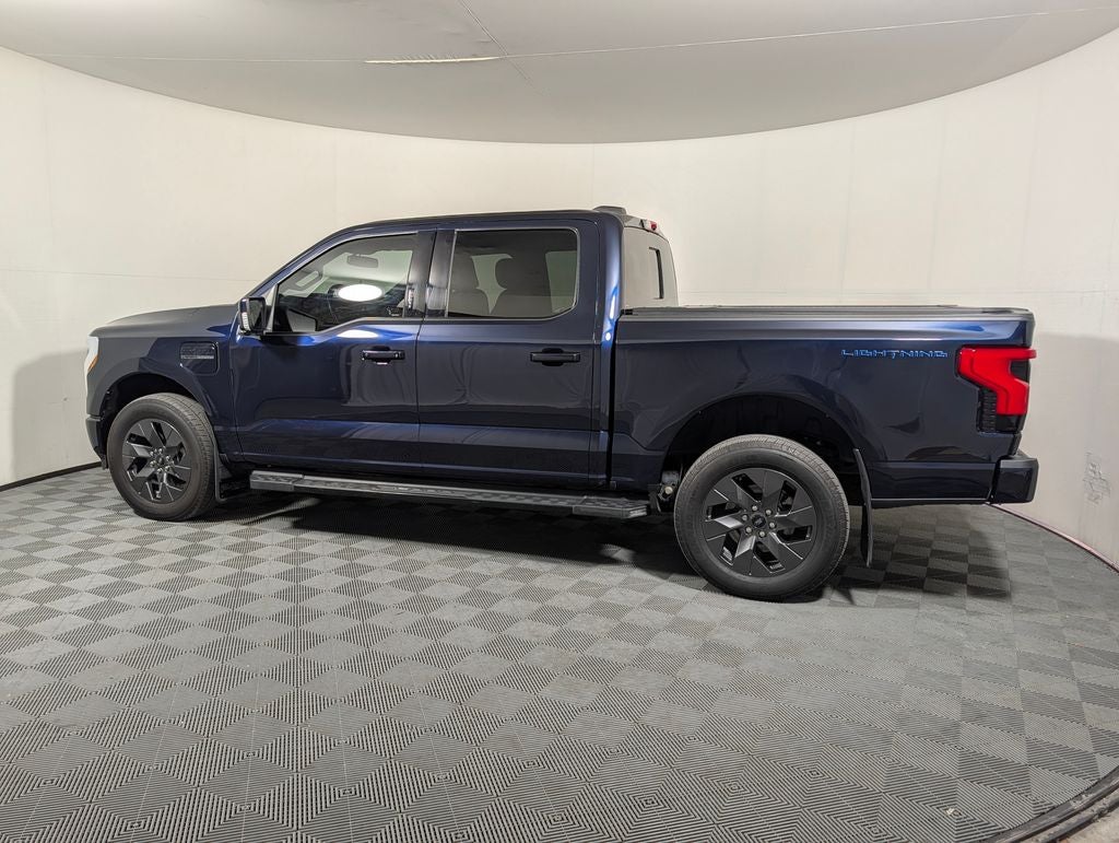 2023 Ford F-150 Lightning Lariat