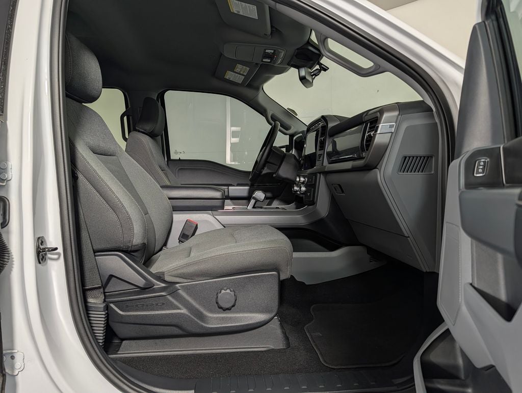 2024 Ford F-150 Lightning XLT