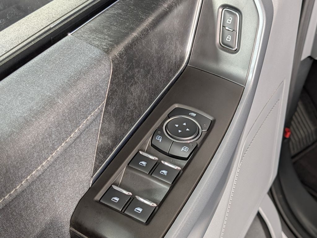 2024 Ford F-150 Lightning XLT
