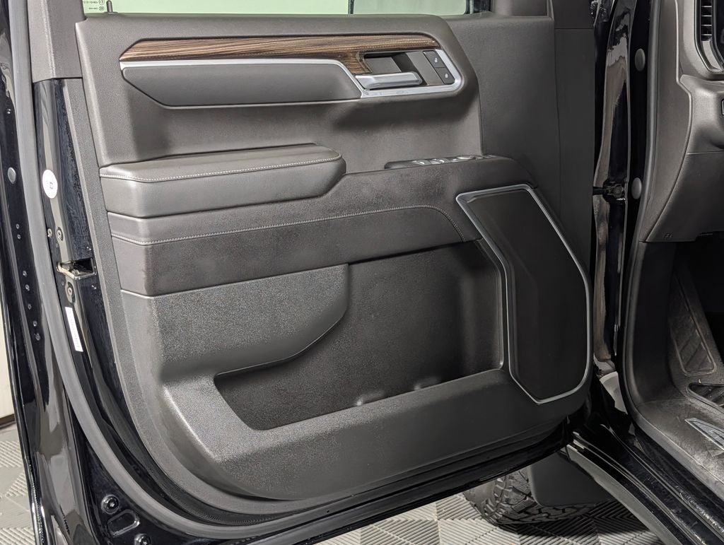 2022 Chevrolet Silverado 1500 LT Texas Edition