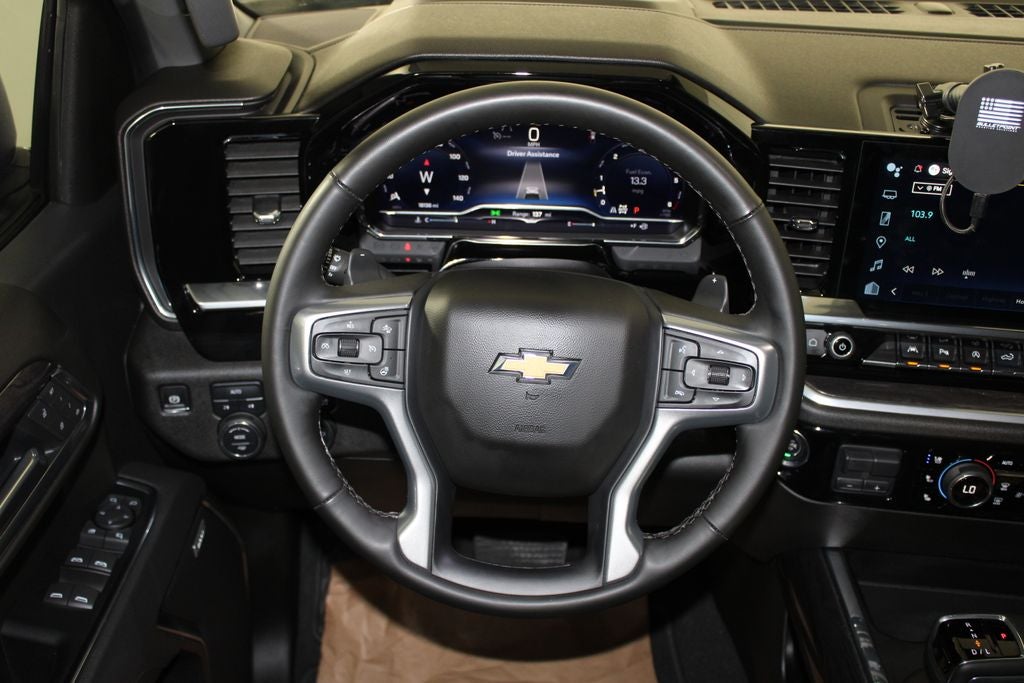 2025 Chevrolet Silverado 1500 LTZ