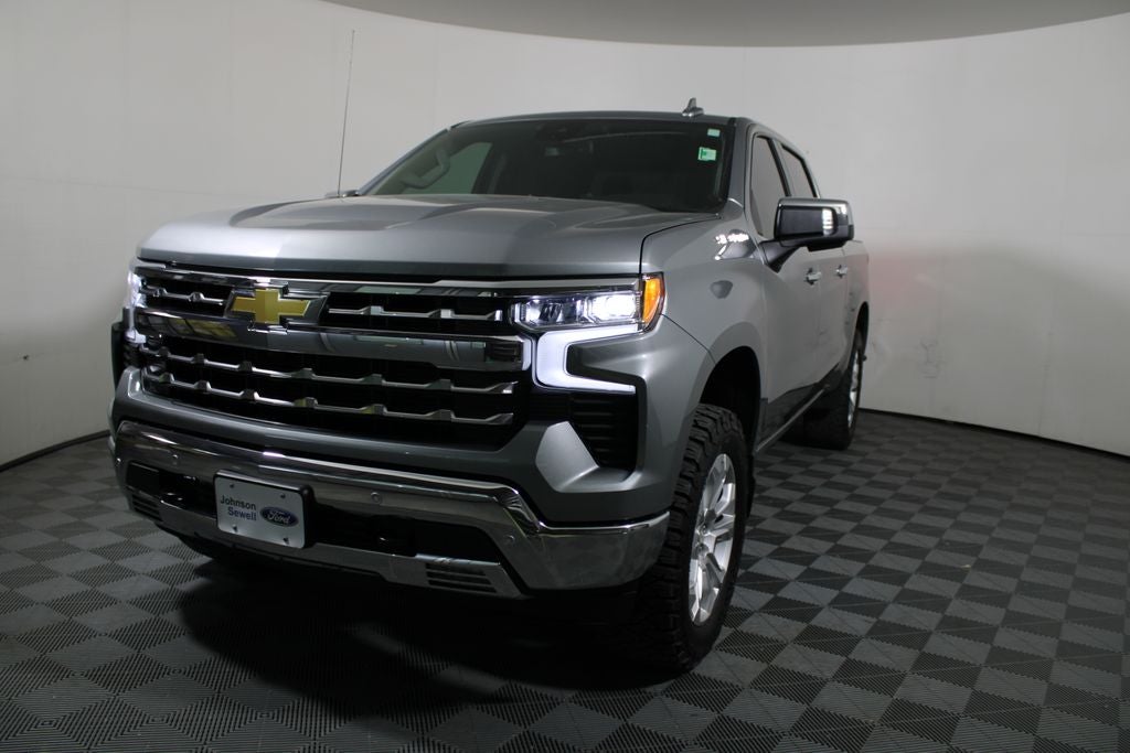 2025 Chevrolet Silverado 1500 LTZ
