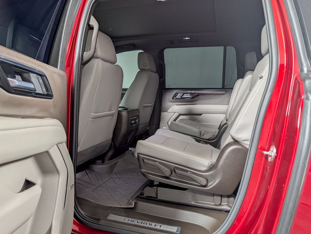 2025 Chevrolet Suburban Z71