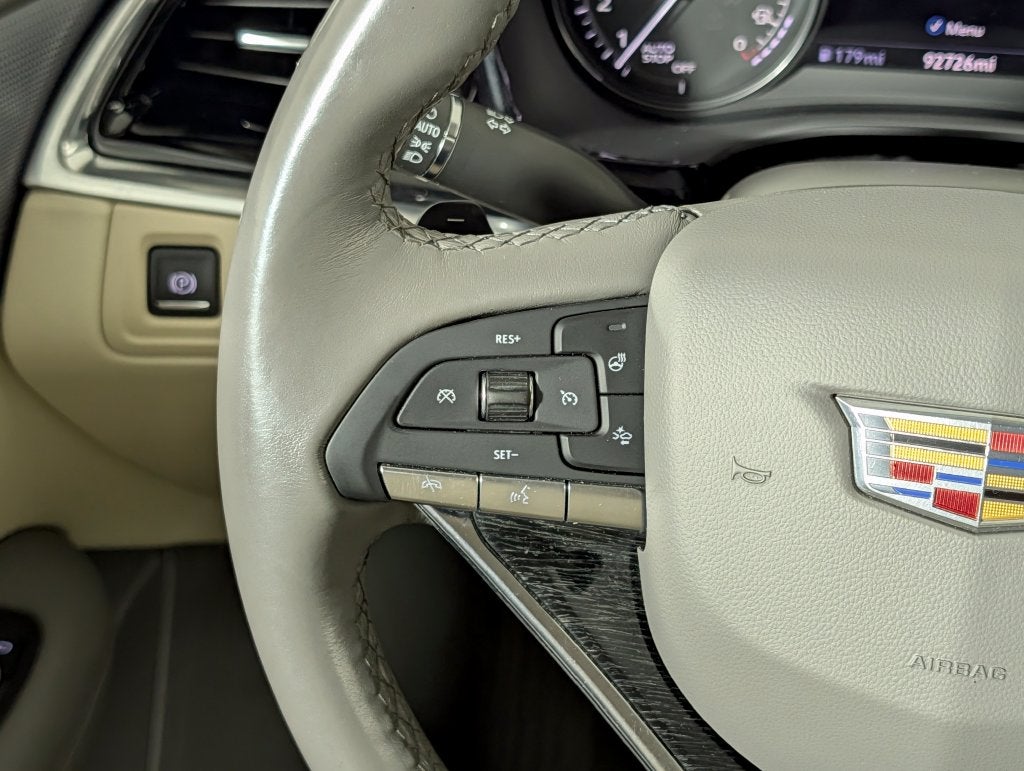 2023 Cadillac XT6 Premium Luxury