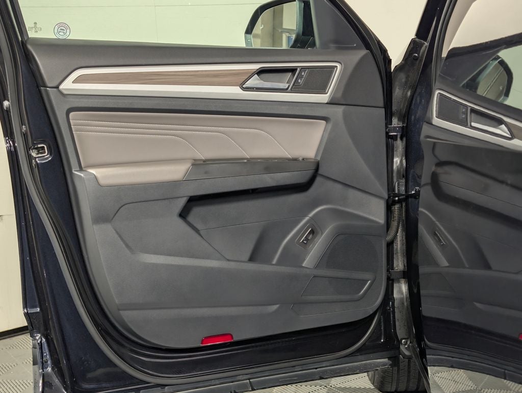 2023 Volkswagen Atlas SEL