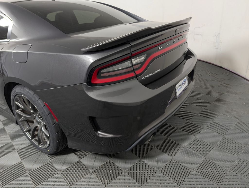 2016 Dodge Charger SRT 392