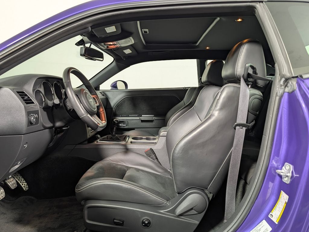 2014 Dodge Challenger SRT8
