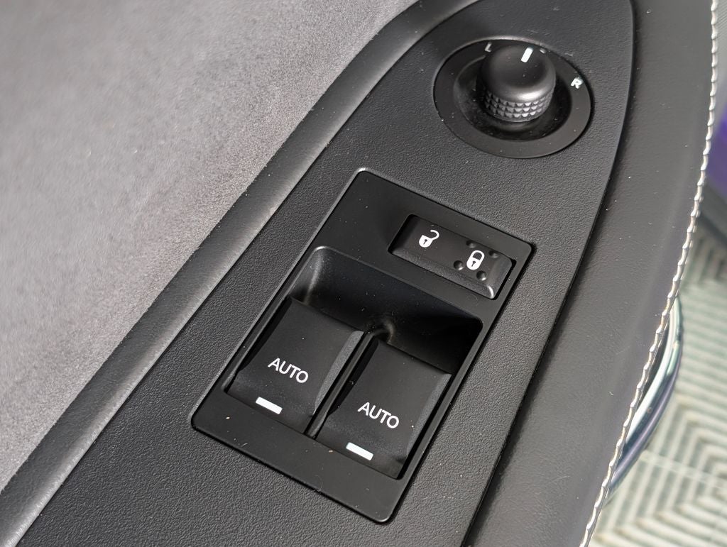 2014 Dodge Challenger SRT8