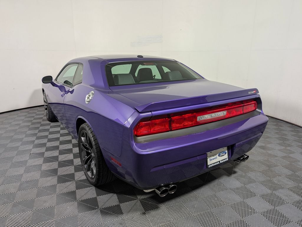 2014 Dodge Challenger SRT8