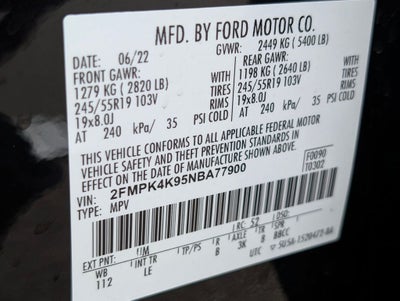 2022 Ford Edge Titanium
