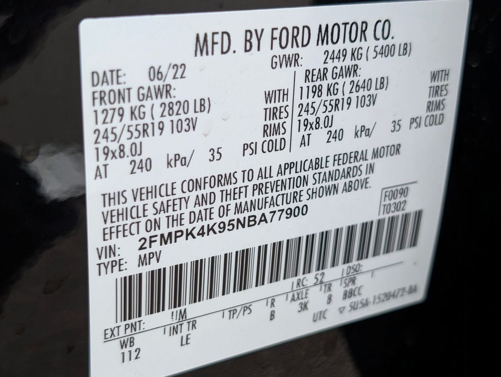 2022 Ford Edge Titanium