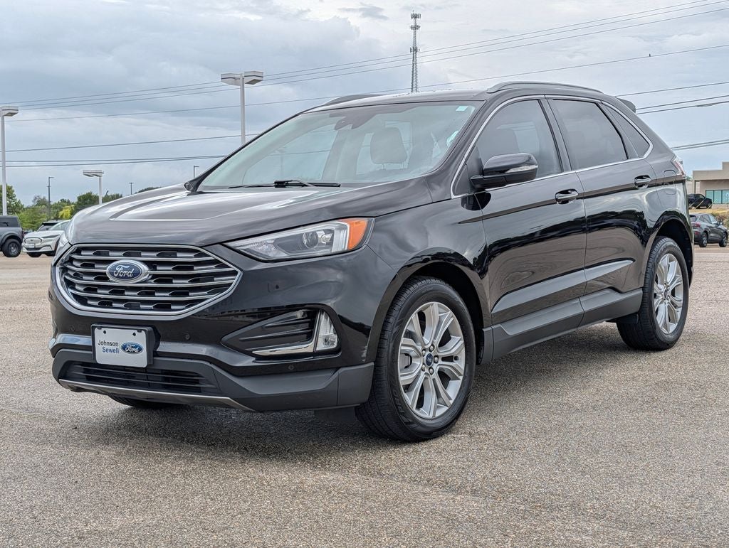 2022 Ford Edge Titanium