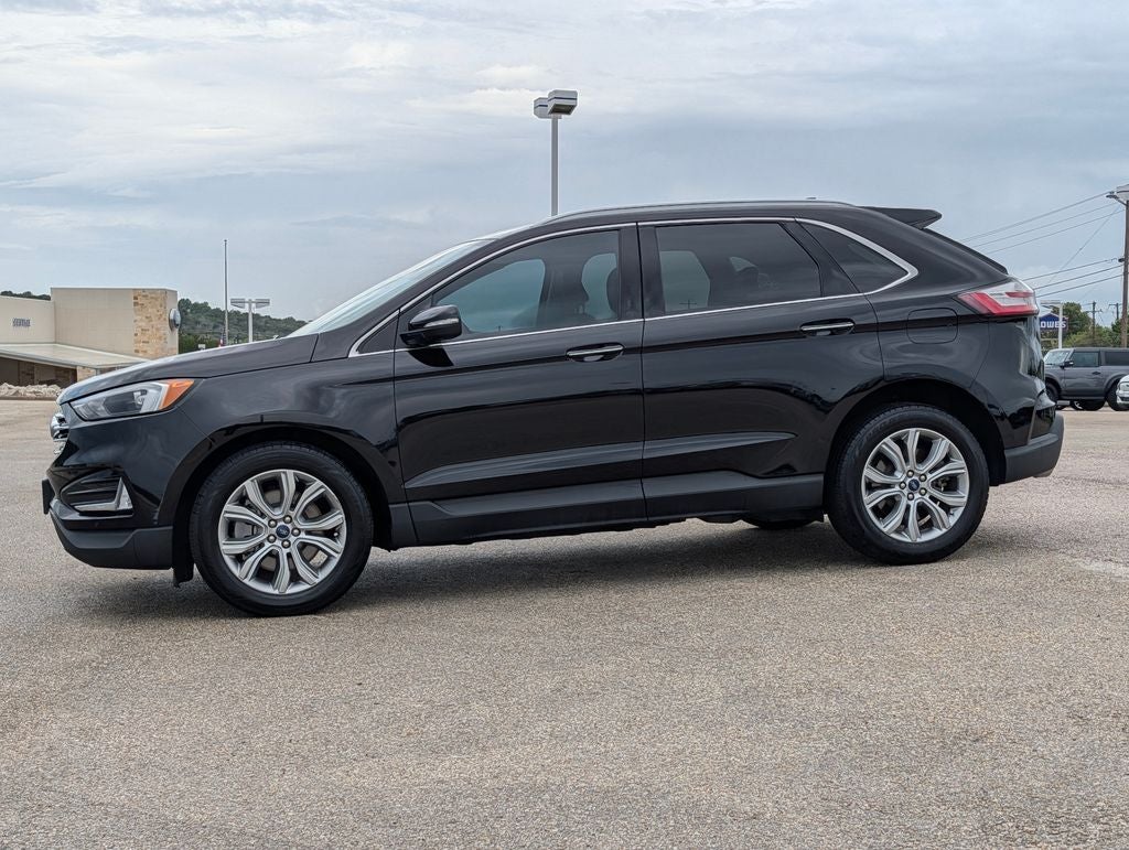 2022 Ford Edge Titanium